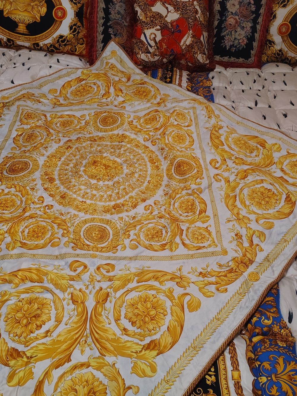 Versace Collection White and Gold Baroque Comforter
